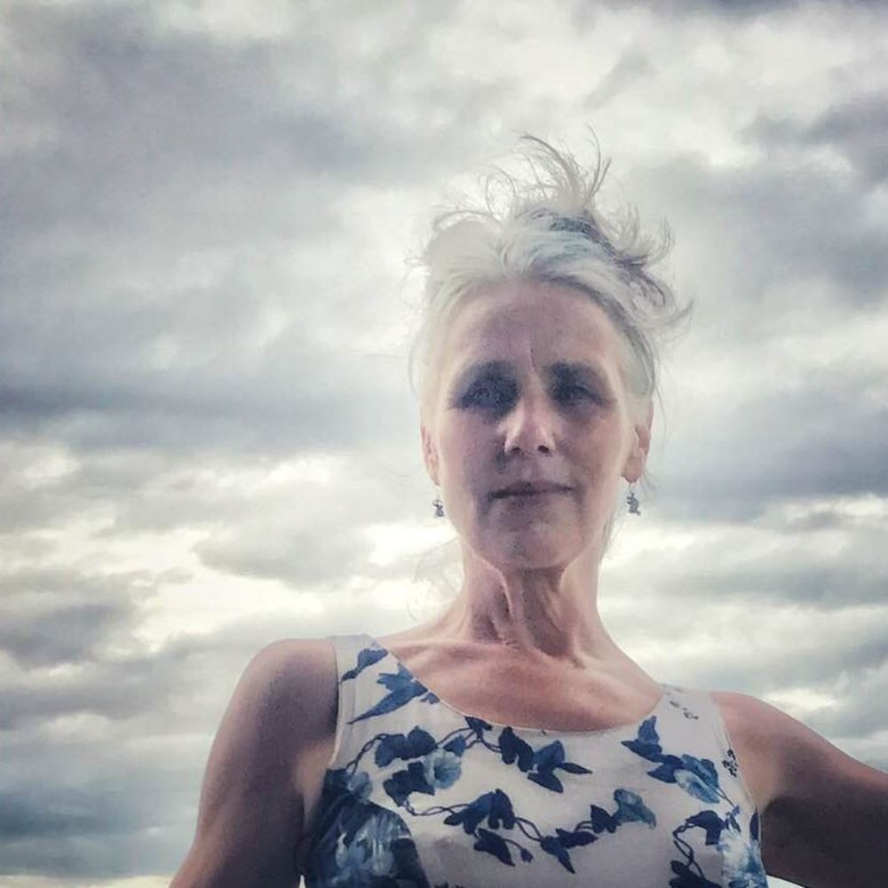 Meet your Posher, Constance